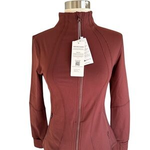 GYM RAlNBOW Women's athletic jacket, full-zip, slim-fit and lightweight.